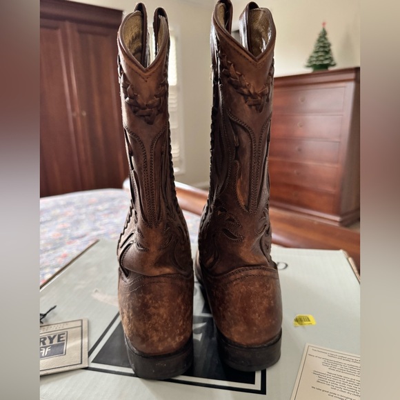 Frye Boots. Wyatt Overlay. - Picture 3 of 8